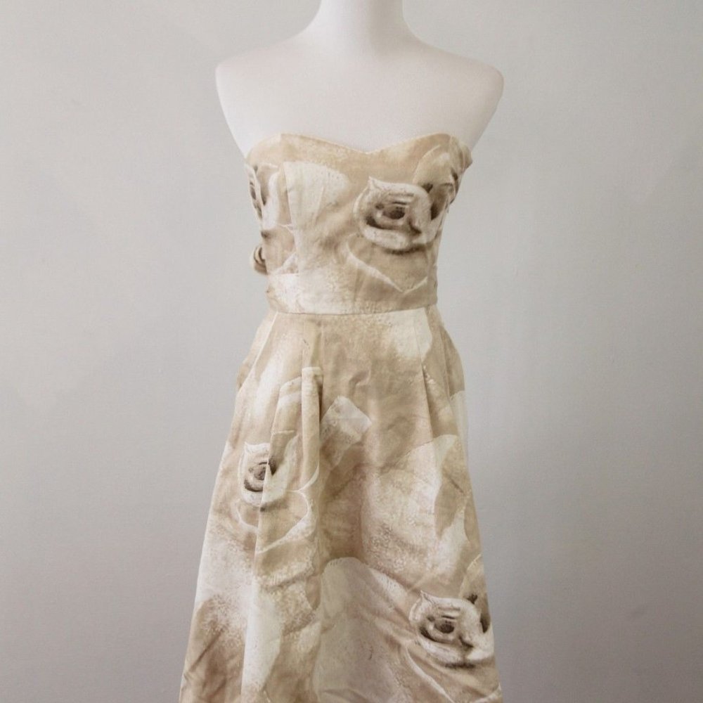 WHBM like brand new cream dress size 0